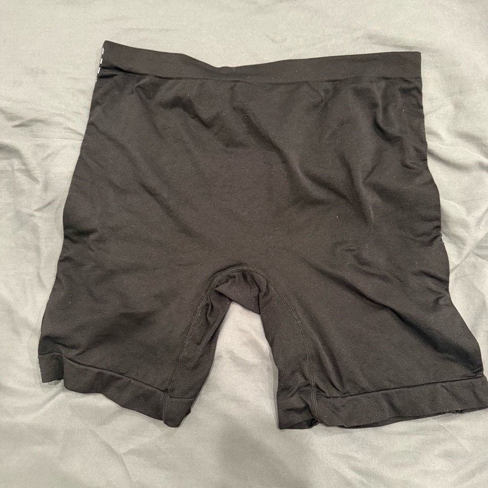 Juicy Couture Intimates Black Seamless Shaping Biker Shorts - 1X - Picture 8 of 8